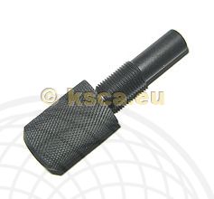 Picture of fixation tool for crankshaft