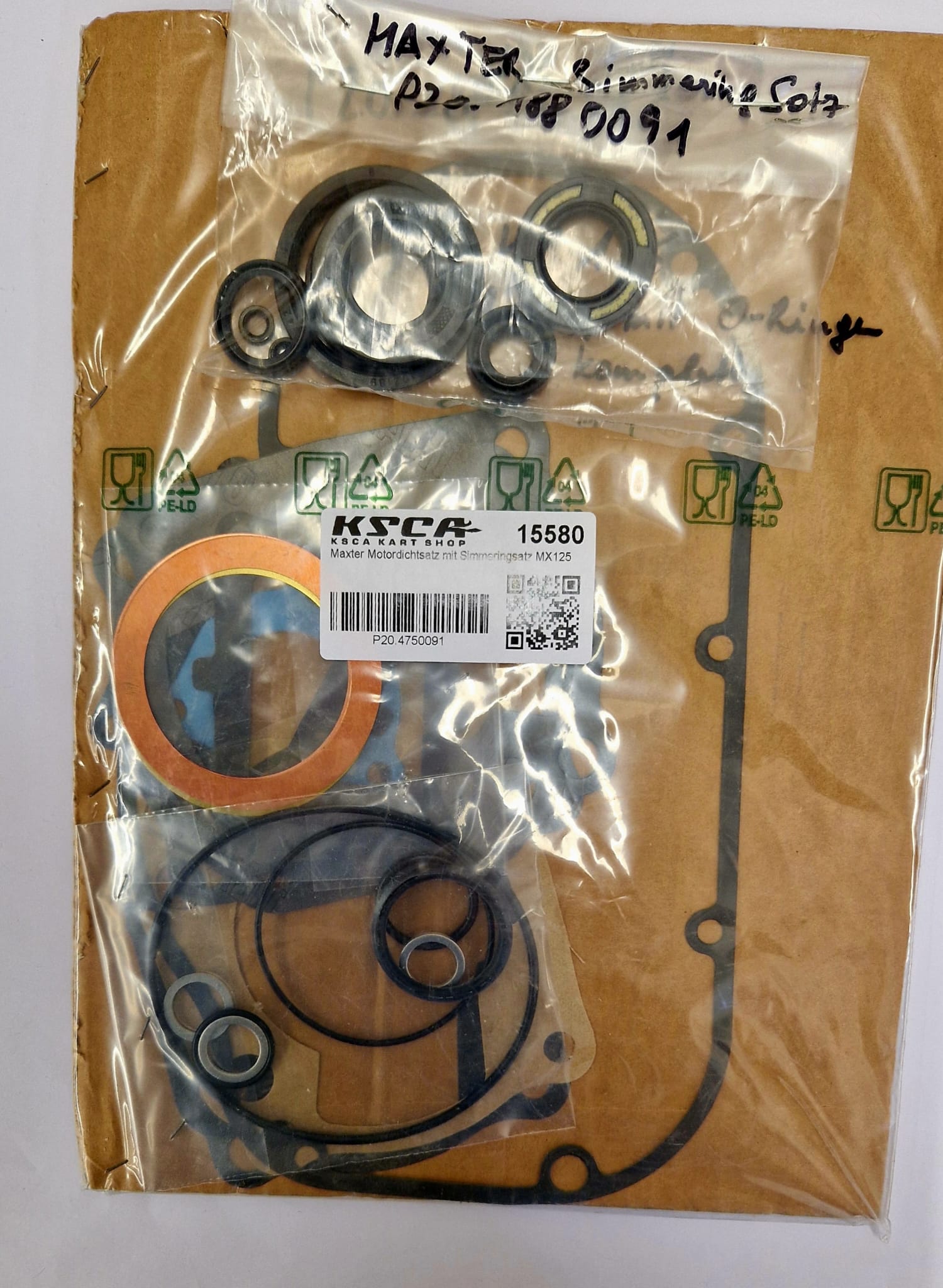 Picture of Maxter engine gasket set with simmering set MX125