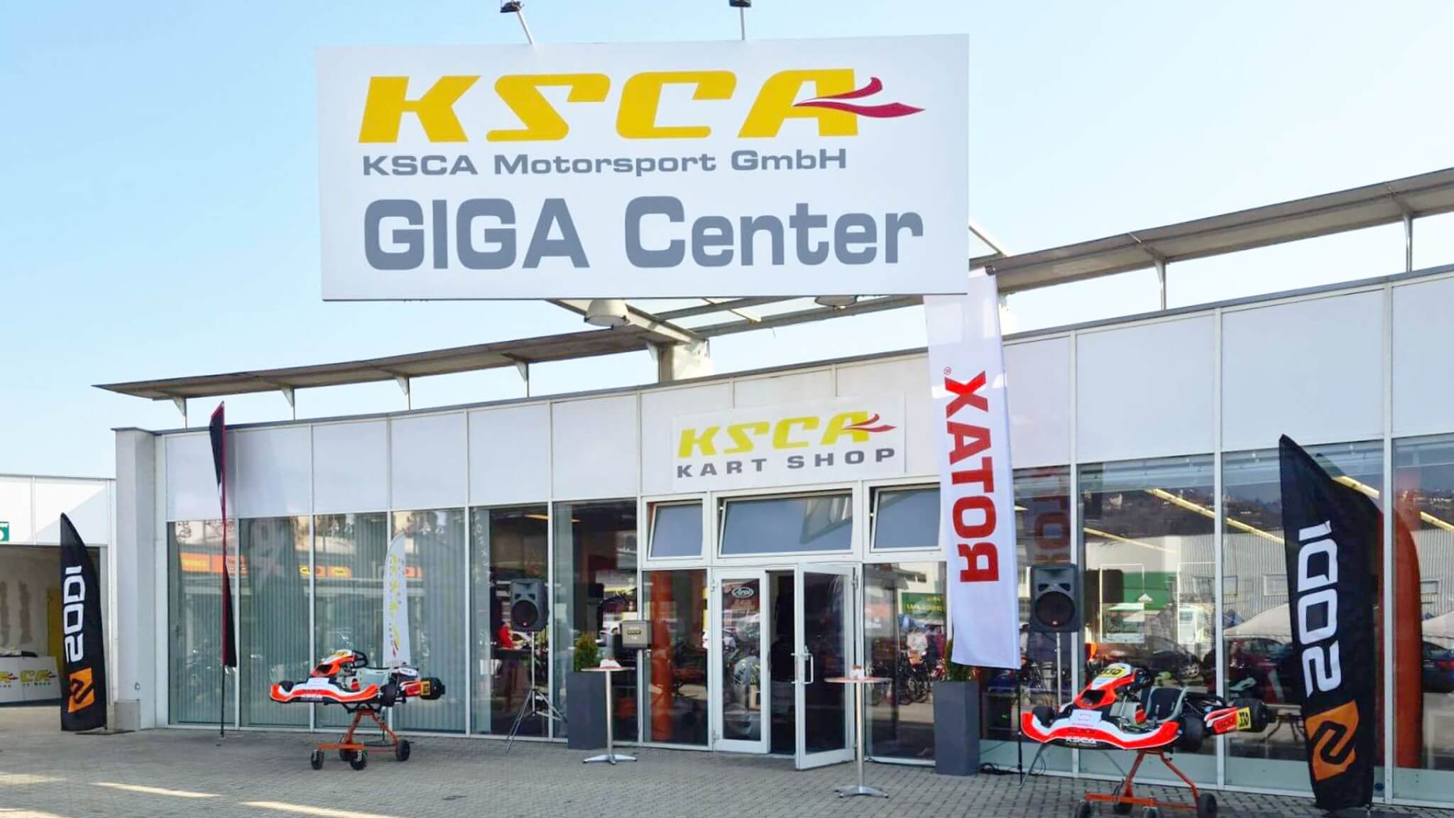 Der brandneue KSCA Online-Shop – ein Muss für Motorsportler