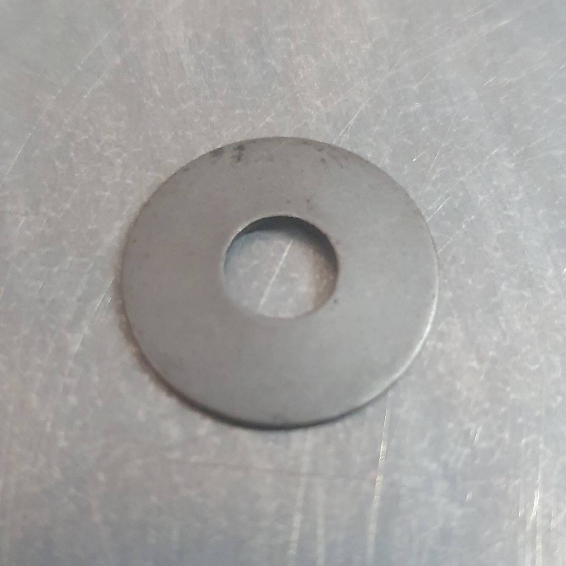 Distanz d6,2 D18 0,8mm  Hauptbremszylinder D19 Distanz d6,2 D18 0,8mm  Hauptbremszylinder D19